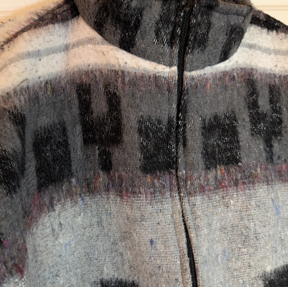 Vintage Molina Indian Sweater Jacket Artesanias Zip Up Men's Gray Black tribal - Picture 4 of 11